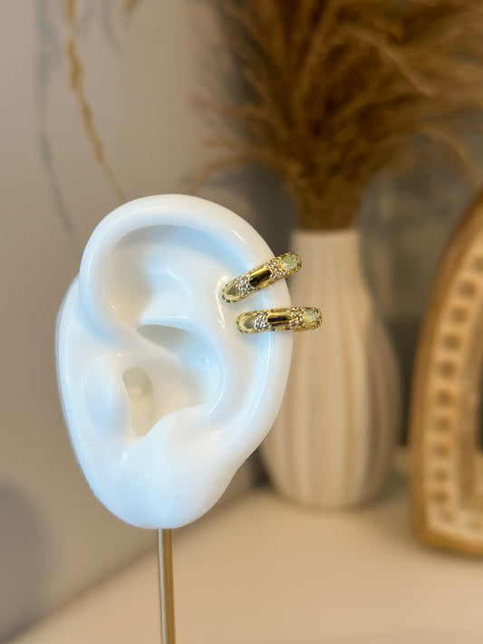 Lila Ear Cuff